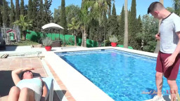 JoJo 43yo Amateur MILF The Pool Boy 18 05 2023