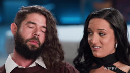 Alyx Urie - BBC Crazy Hotwife Puts On Show For Hubby 2025 04 26