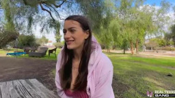 Summer Renee - Summer Renee Lets Her Big Naturals Swing In Public 13 05 2025