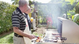 Jeleana Marie - Chillin With A Hot Tamale