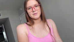 Ava Marina - Sharing The Bed With Foreign Exchange Student