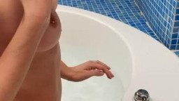 OnlyFans - Leo Lulu - Bathtub Sex