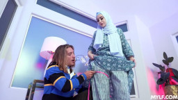 Mandii Rose - You Remind Me of My Girlfriend? Conservative Mother Breaks Her Own Rules 25 01 2026